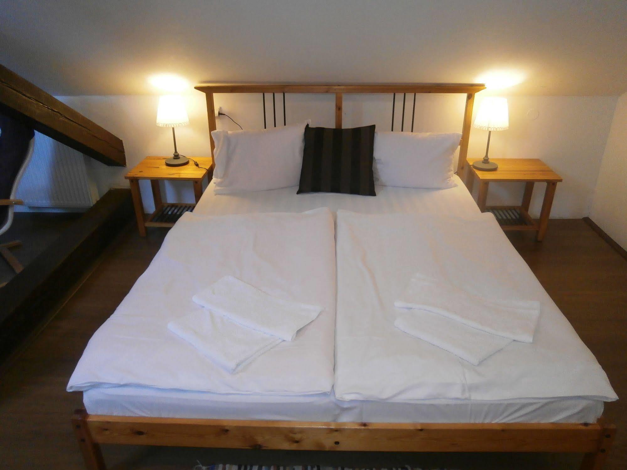 Hotel Dzban Jindrichov Екстер'єр фото