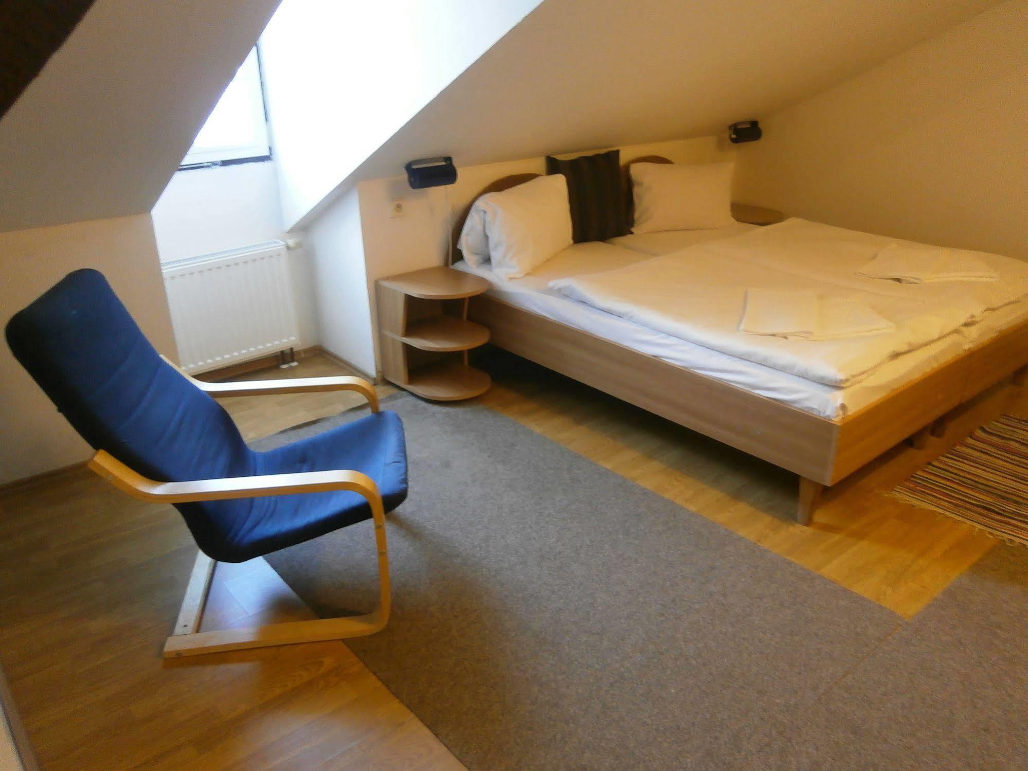 Hotel Dzban Jindrichov Екстер'єр фото