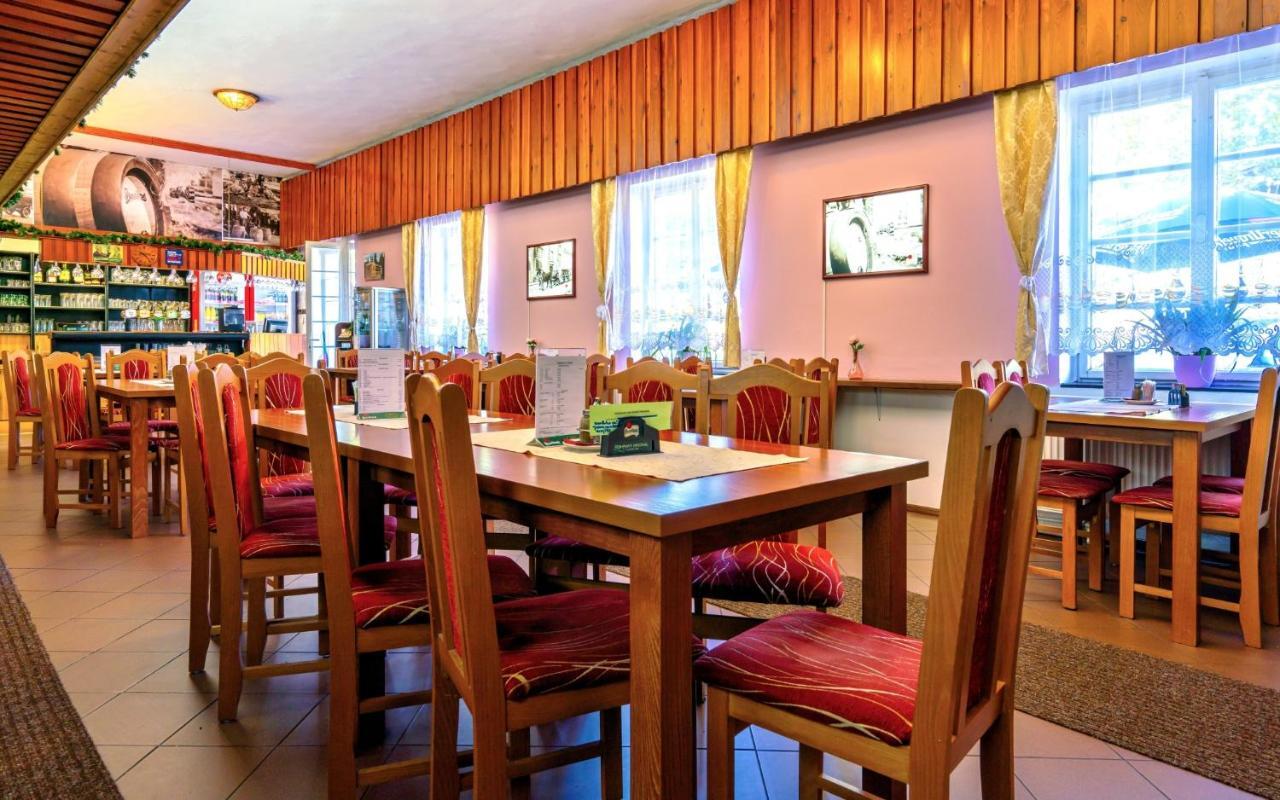 Hotel Dzban Jindrichov Екстер'єр фото